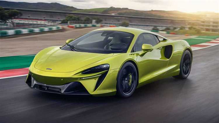 McLaren Artura: Revolutionizing Hybrid Supercars