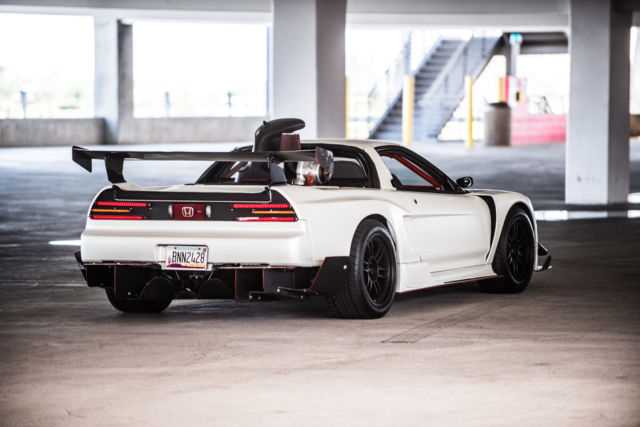 The Acura NSX: A Supercar Built for the Future - The Perfect Blend of Performance and Innovation