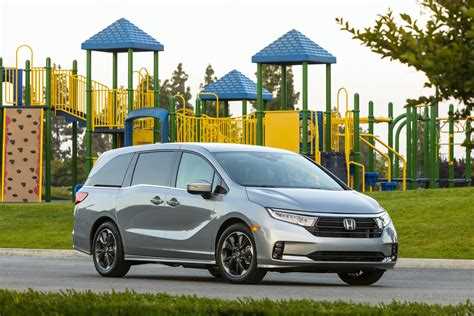 The Honda Odyssey: Redefining the Minivan Segment
